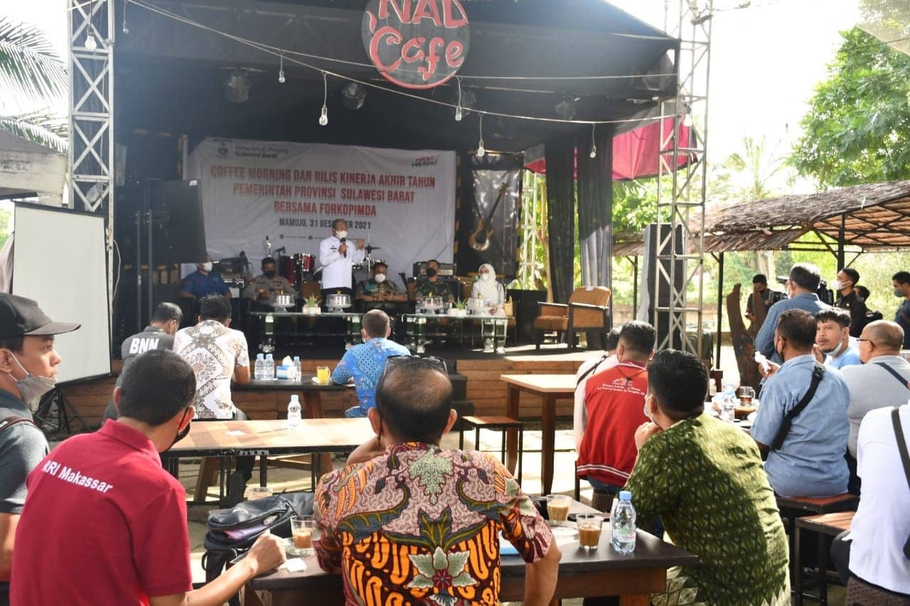 Gubernur Bersama Forkopimda Sulbar Rilis Kinerja Akhir di Hadapan Wartawan